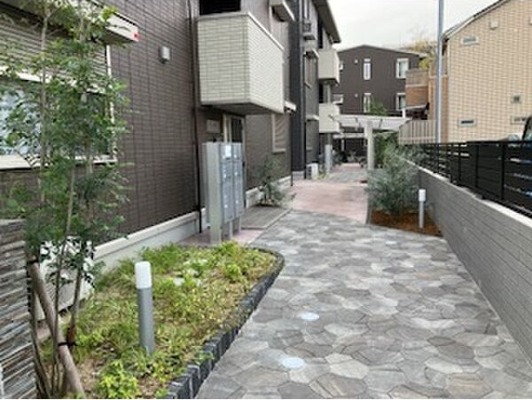 D-room名駅 E棟のエントランス