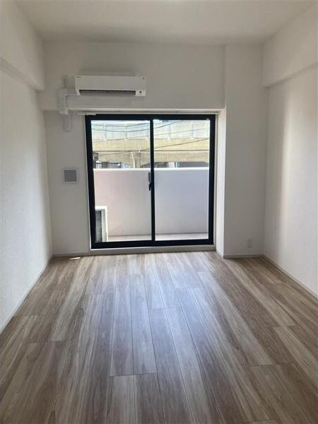 S-RESIDENCE堀田駅前futur(フチュール)　フリーレント・家具家電キャンペーン実施中!の居間・リビング