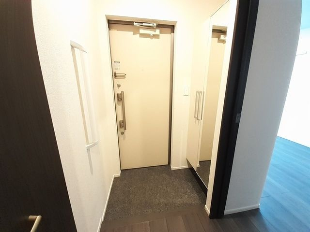 シカモア　スクエアの玄関