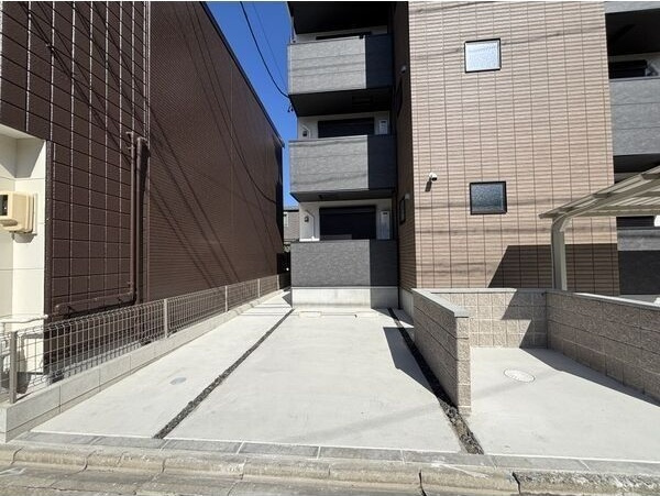 Cherim 本陣十王町 Southの駐車場