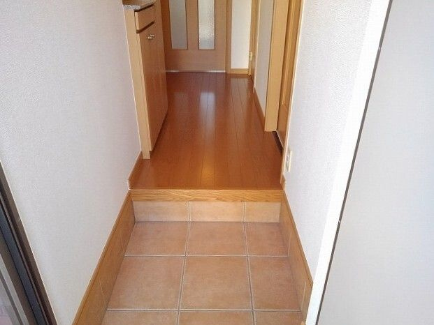 グランツシェ－ネの玄関