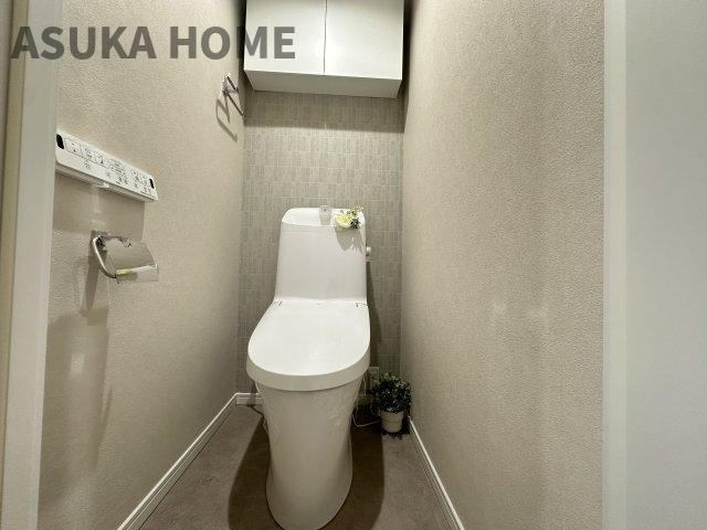 綱島ダイヤモンドマンションの洋室|各居室に明かり取り窓があり、光が入るように設計されています。