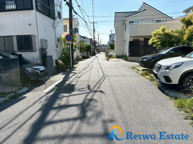 売地　茅ヶ崎市東海岸南6丁目の前面道路含む現地写真