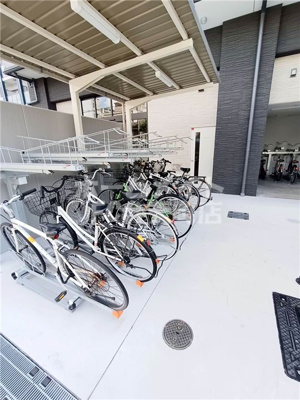  | エスリード大阪リエート