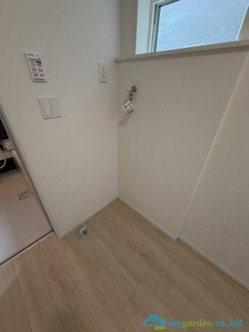 秦野市羽根第1　新築戸建　全３棟　３号棟のランドリースペース