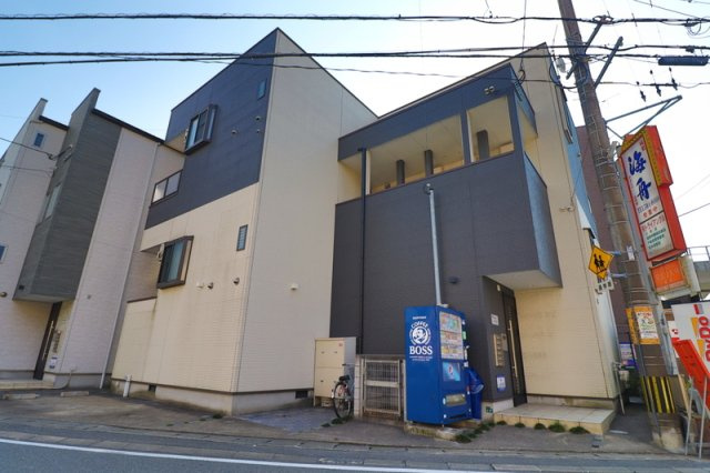 パサージュ諸岡 409のエントランス