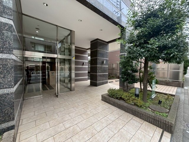 クレストフォルム錦糸町のエントランス