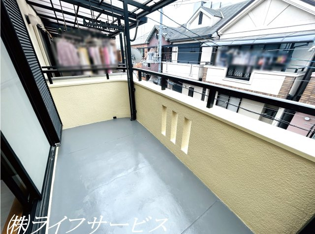 【バルコニー】 | 野中南２丁目中古戸建 | ３階バルコニー(2025年3月撮影)