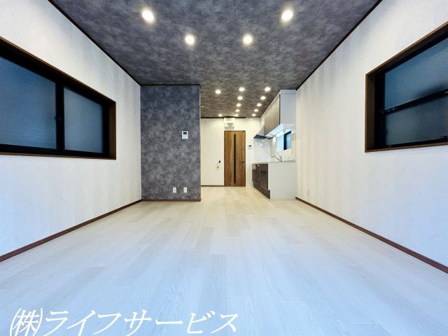 【居間・リビング】 | 野中南２丁目中古戸建 | ＬＤＫ１６帖(2025年3月撮影)