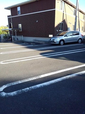 【駐車場】