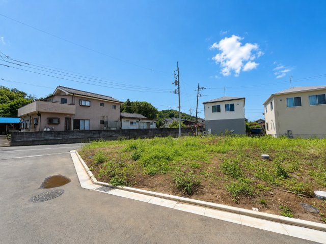 瑞穂町高根　新築戸建全6棟の前面道路含む現地写真