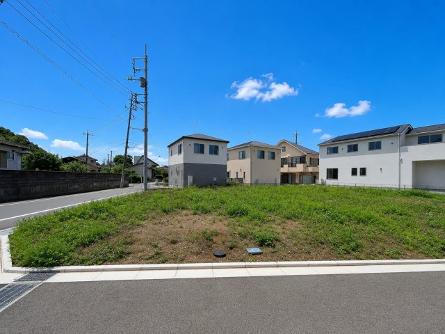 瑞穂町高根　新築戸建全6棟の前面道路含む現地写真