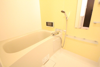 【浴室】 | ロイヤルコート曰佐