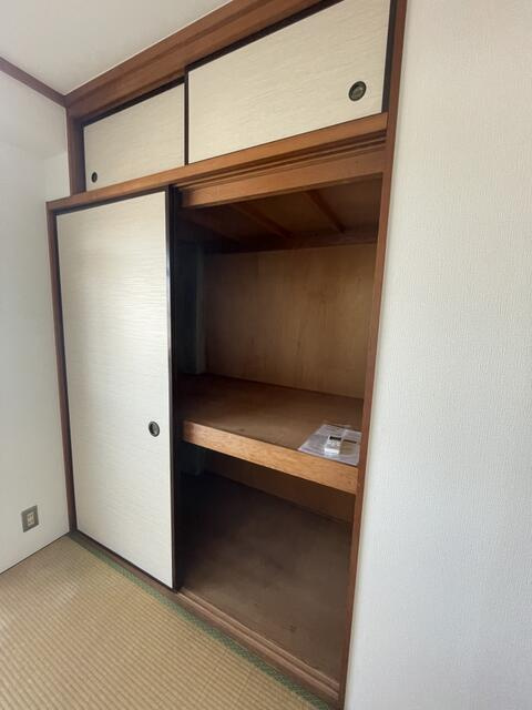 エミール三田の収納|押し入れと天袋で収納もあります