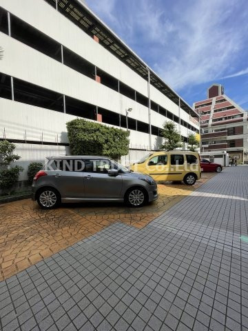 ルモン東梅田の駐車場|駐車場です