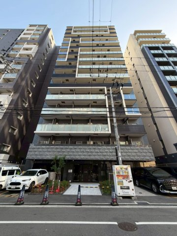 プレサンス堺筋本町ディスティニーの外観