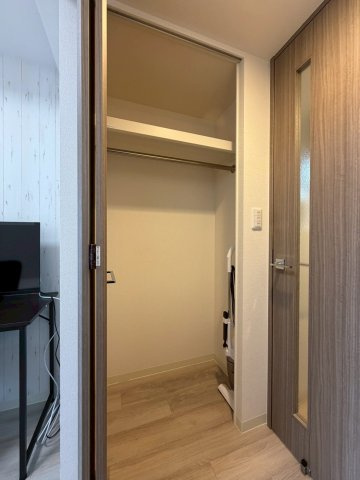 プレサンス堺筋本町ディスティニーの収納