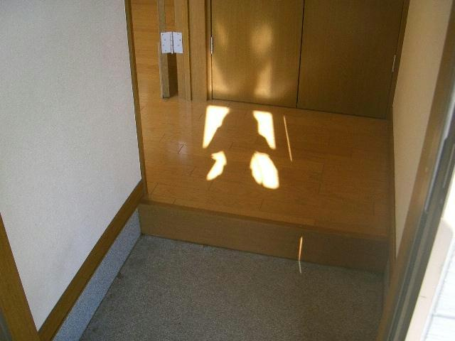 ラ・ポレールひばり野の玄関