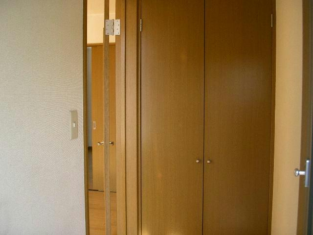ラ・ポレールひばり野の玄関