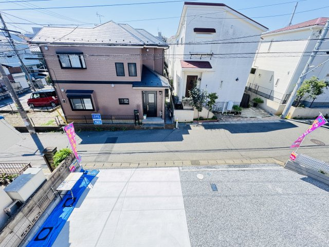 松戸市胡録台新築戸建【松ケ丘小学校:3分】の展望|バルコニーより南側眺望・南道路で日当たり良好♪