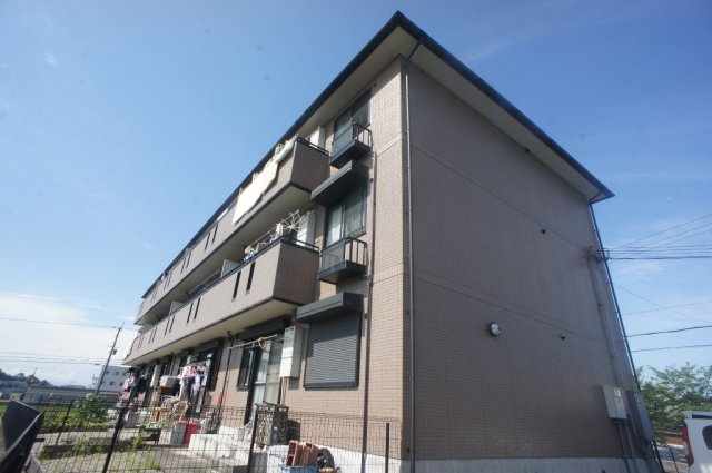 ロイヤルガーデン上牧B棟