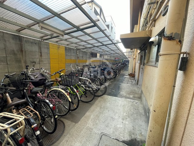 西田辺ハイツのその他共用部分|西田辺ハイツ　駐輪場