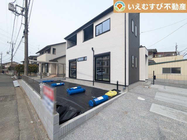 GRAFARE　熊谷市肥塚の庭|ガーデニングが楽しめそう
季節の草花で彩りを！ガーデニングで緑あふれる景色を作るのも楽しみ♪