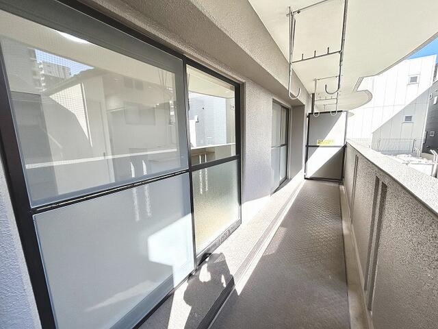 シャトレ愛松名駅南のバルコニー