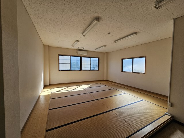 ヴィーナスフォート筑西2Fの内装