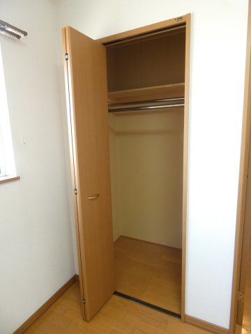 ラ・ポレール新緑の収納