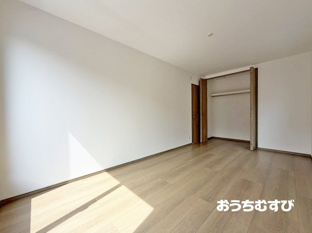 守山区川北町2期(全2棟)の洋室