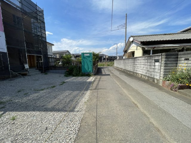 新築戸建・新築建売　太田市鳥山上町第6　鳥之郷小学校・西中学校の前面道路含む現地写真