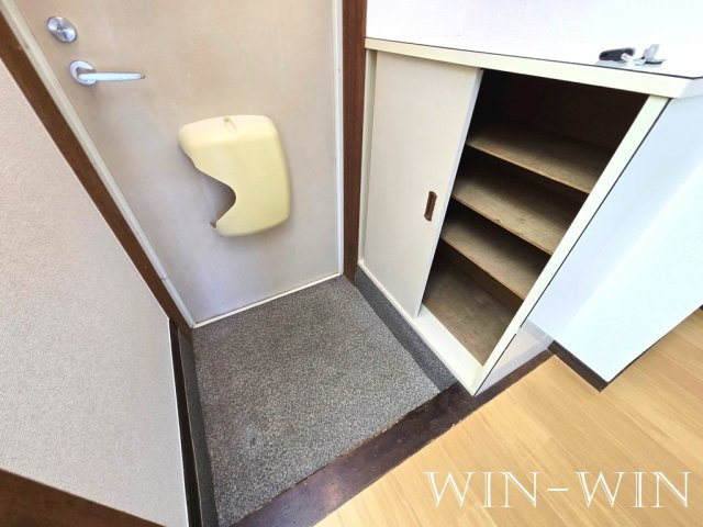 エルディムモリの玄関