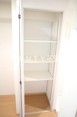 【玄関】 | リュクス高輪台 | 明るい玄関です