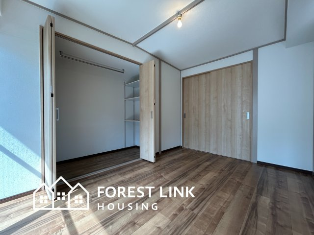 帝塚山中央マンションの洋室