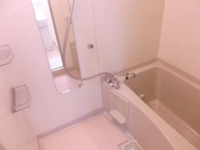 エステート西府中の浴室