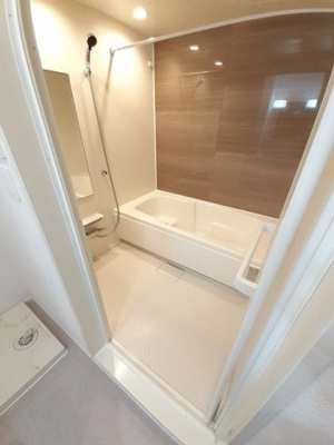 【浴室】 | アラドハント　Ｂ | 【アラドハント　Ｂ】ゆったり過ごせるお風呂です