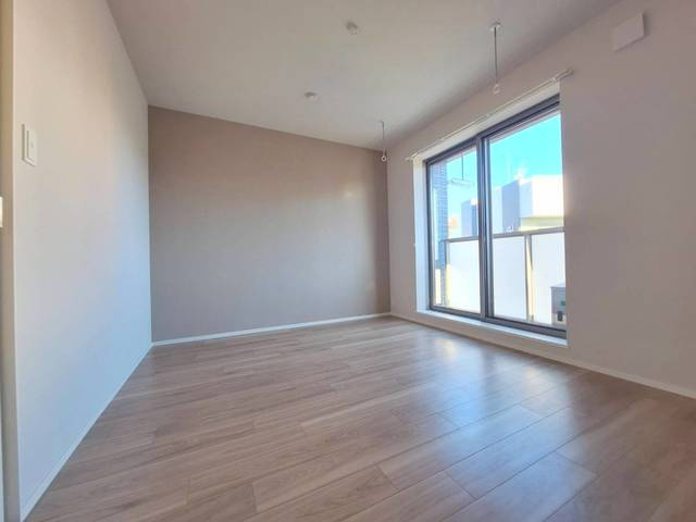 ラ・ルーチェの洋室