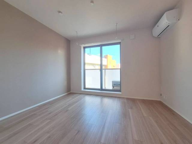 ラ・ルーチェの洋室