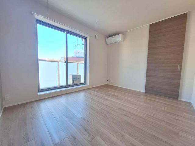 ラ・ルーチェの居間・リビング