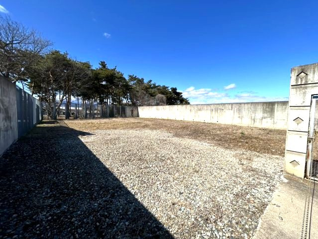 建築条件なし土地　小布施町大字中松の外観