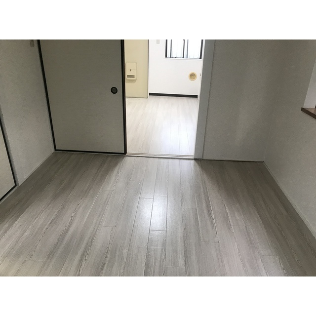 温水TBハイツわたなべの内装