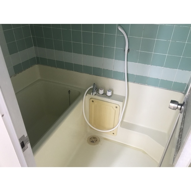 温水TBハイツわたなべの浴室