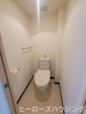 【トイレ】 | 三協ハイツⅡ | ※同タイプの写真となり、実際のお部屋とは異なる場合があります