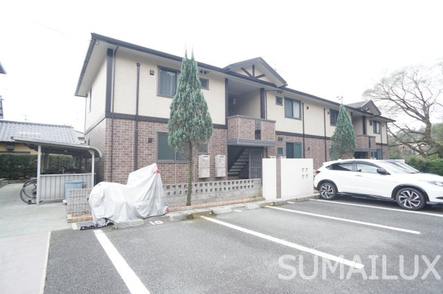 熊本市中央区黒髪６丁目のアパート