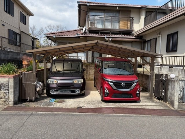 岡山市東区瀬戸町旭ケ丘3丁目の駐車場|並列2台可能
