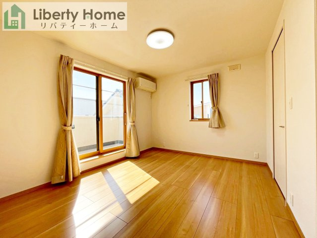 笠間市鯉淵 　築浅中古戸建の洋室