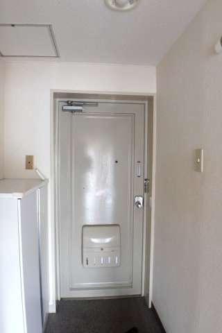 レスポワールⅡの玄関