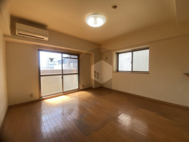 ロータリーマンション長田東の居間・リビング