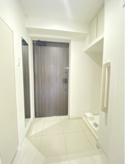 ブライズ中野南台の玄関